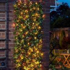 SG Solar In-lit Ivy Trellis