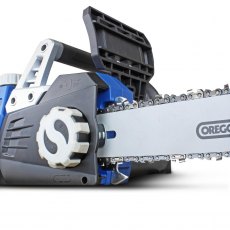 Hyundai 2400W / 230V 16  Corded Electric Chainsaw | HYC2400E