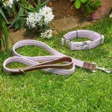 Zoon Country Walkabout Dog Lead Medium - 120 x 2cm Zoon Country Walkabout Dog Lead Medium - 120 x 2cm