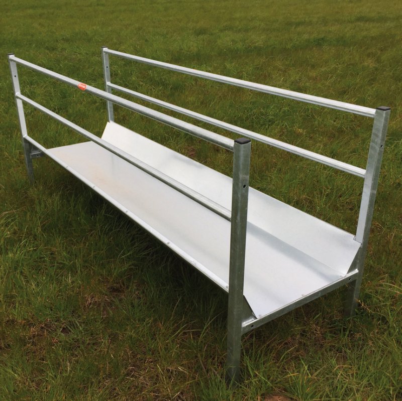 Ritchie Ritchie Walk Through Feeder - 8'