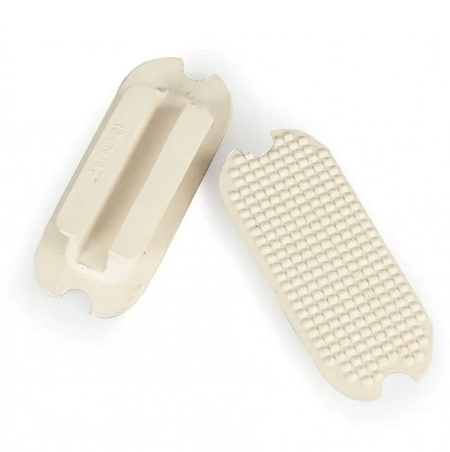 Shires Equestrian  Shires Stirrup Treads Filli S