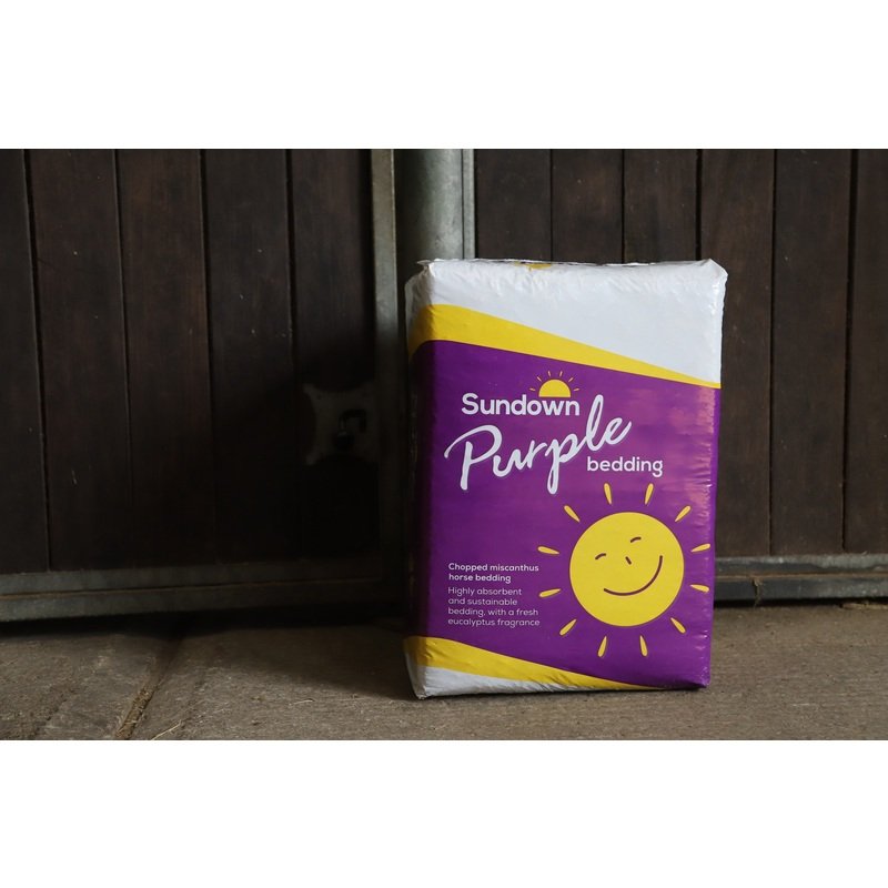Sundown   Sundown Purple Miscanthus Straw Bed - 19kg