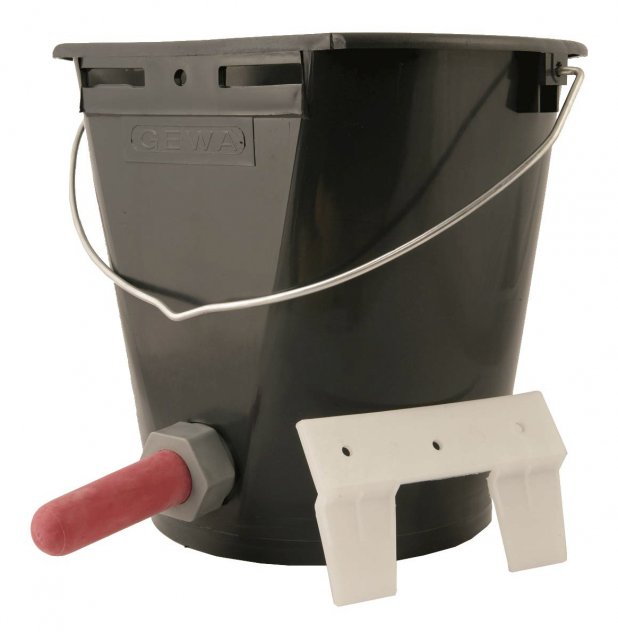 Agrihealth Calf Feeder Bucket C/w Teat