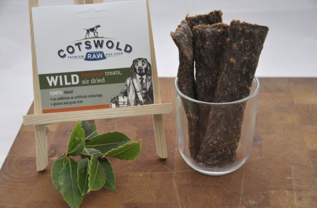 Cotswold Raw Cotswolds Raw Pure Venison Sticks - 75g