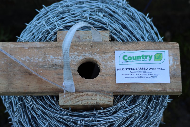 Hampton Steel Country/Hampton Barbed Wire Mild Steel - 200m