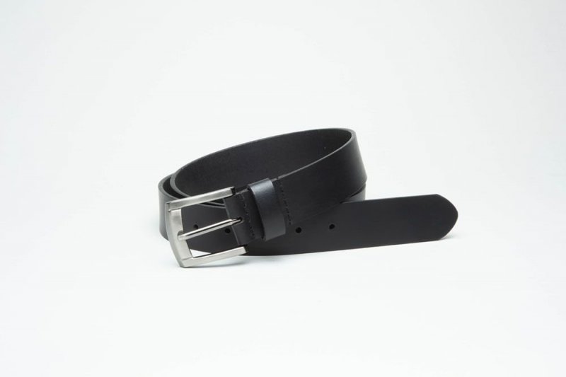 Oxford Leathercraft CHARLES SMITH 35MM LEATHER BELT WITH GUN METAL BUCKLE