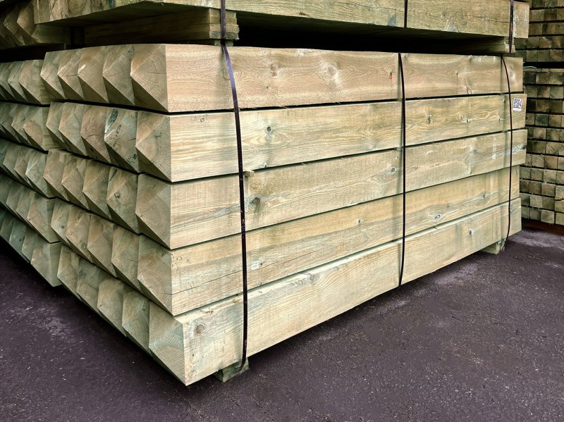BATA Treated Timber - 2.4m X 200mm X 200mm - Uc4 4 Way Tops