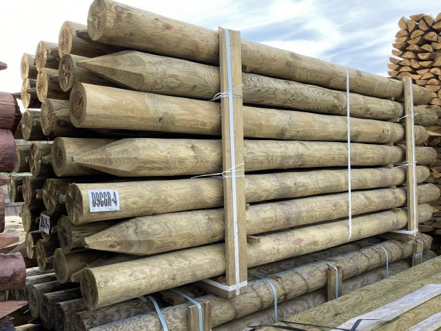 BATA Treated Timber - Strainer Uc4 15yr - 2.7m 125-150mm