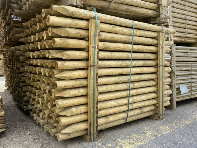 BATA Treated Stake - Uc4 15yr - 1.65m X 50-75mm