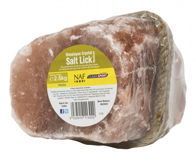 NAF NAF Himalayan Crystal Salt Licks 2.5kg Medium