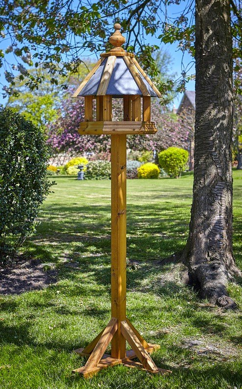 Tom Chambers Tom Chambers Dovesdale Bird Table