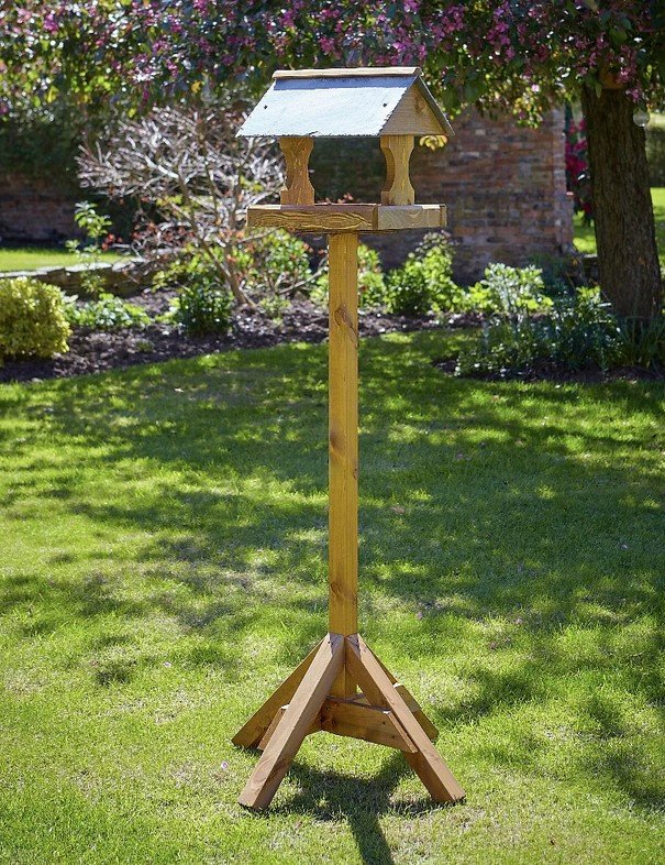 Tom Chambers Tom Chambers Bishopdale Bird Table